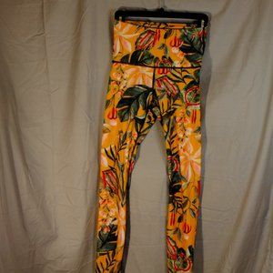Yoga Democracy Curry Up Leggings Size XS